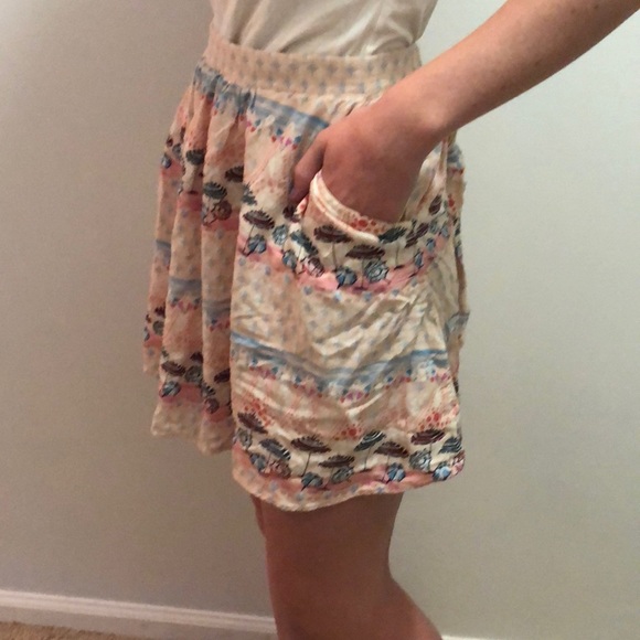 Lauren Conrad skirt - Picture 2 of 4